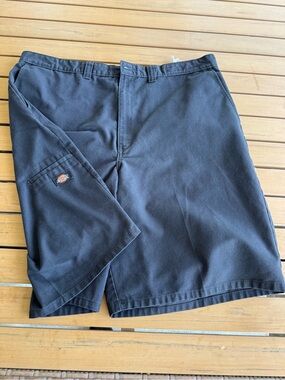 Dickies Black Men’s Flat Front Work Shorts